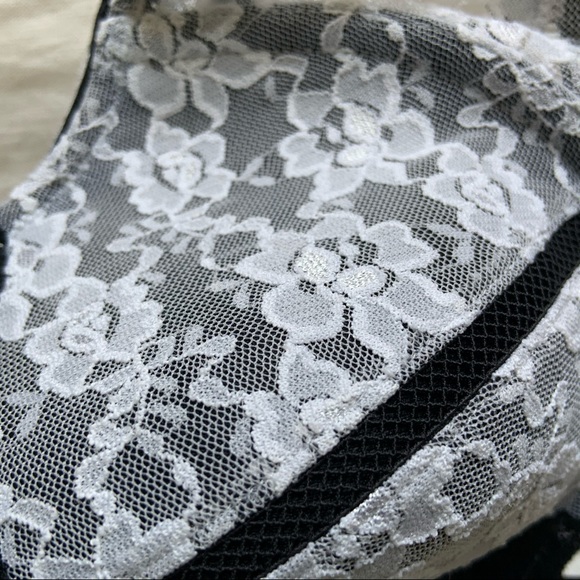 La Senza Convertible bra EEUC never worn 32D - Picture 5 of 5